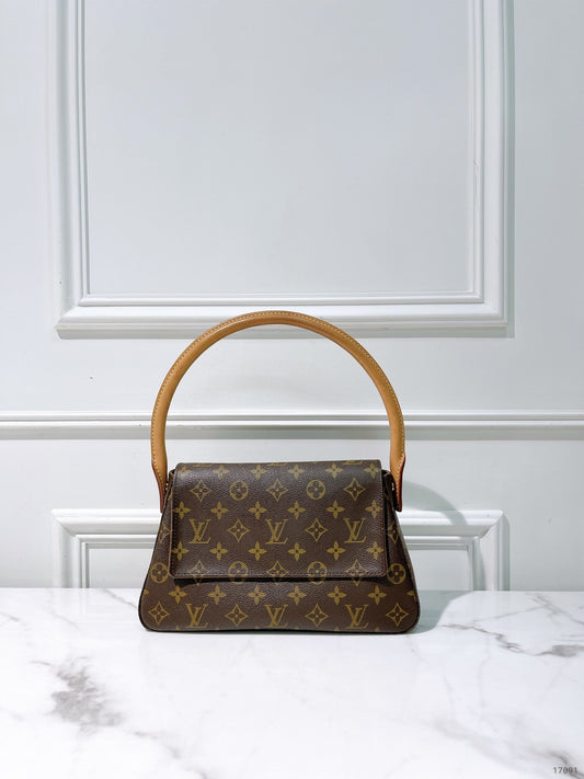 LV VINTAGE LOOP, Monogram