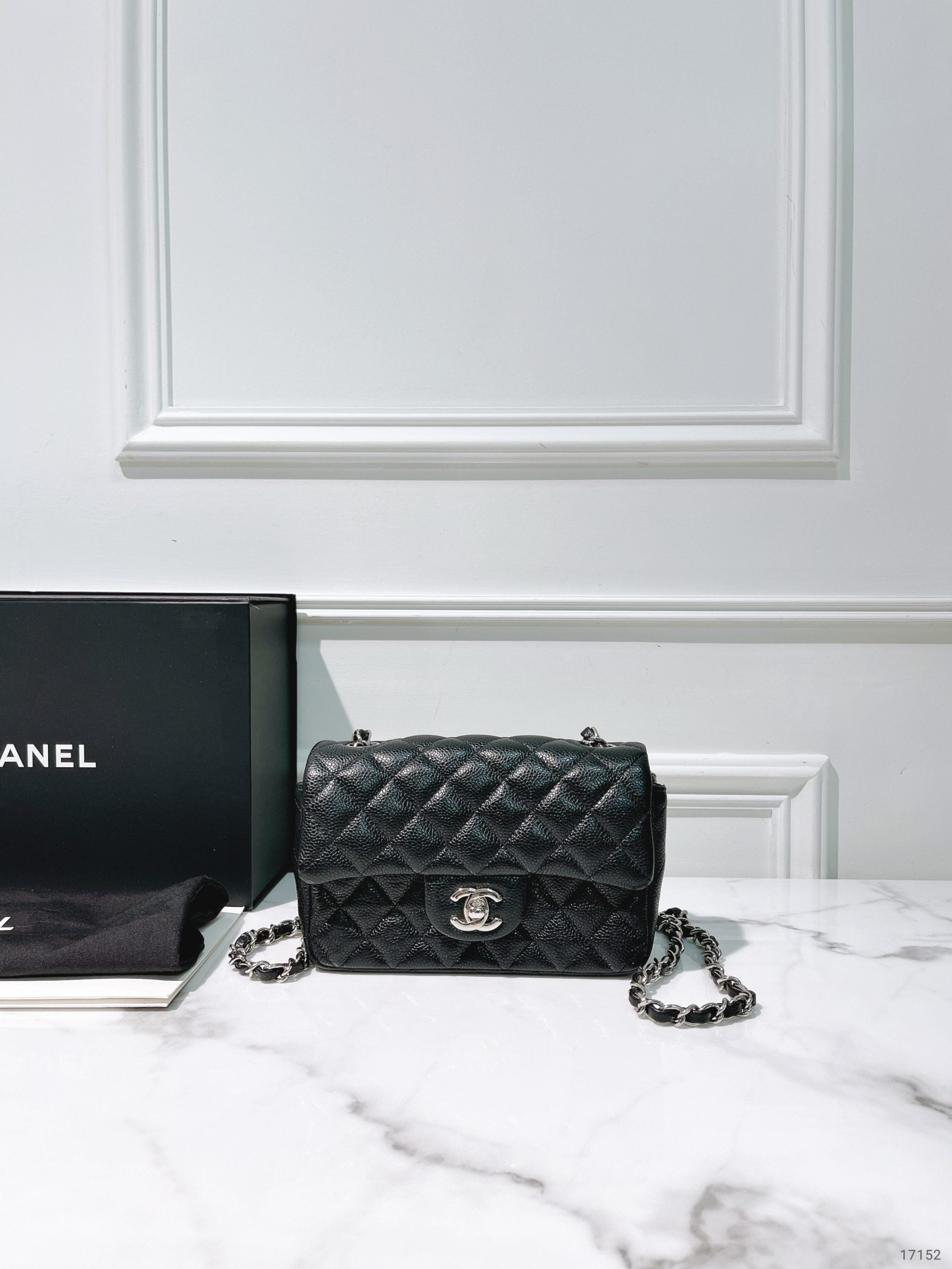 CHANEL MINI FLAP, Black/Silver