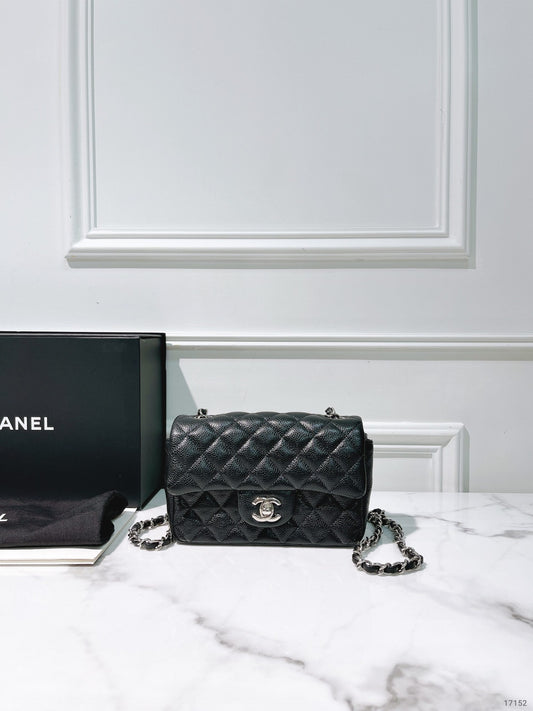 CHANEL MINI FLAP, Black/Silver