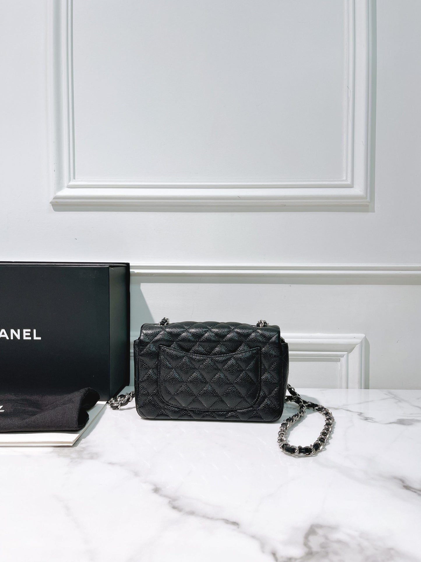 CHANEL MINI FLAP, Black/Silver