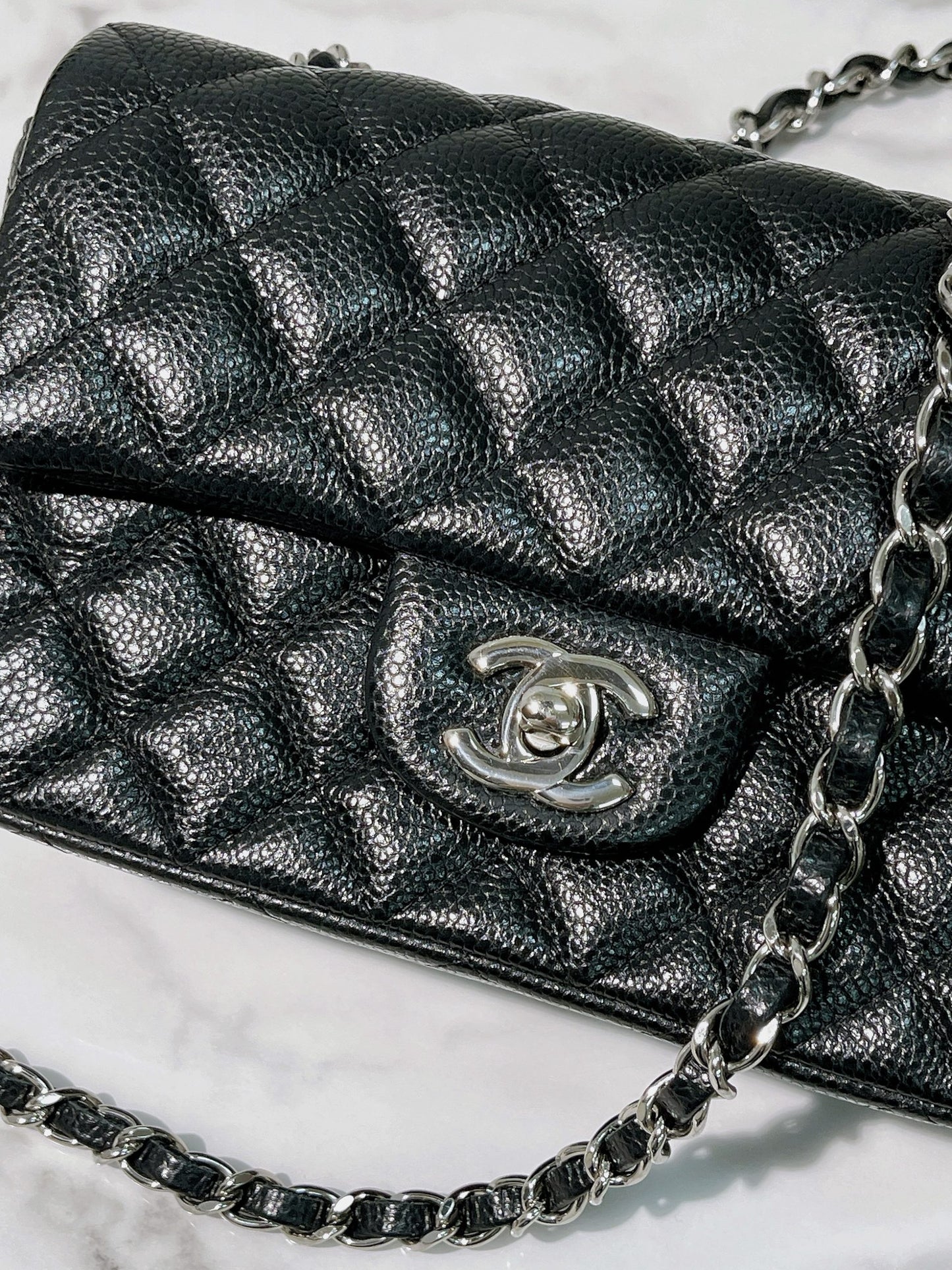 CHANEL MINI FLAP, Black/Silver