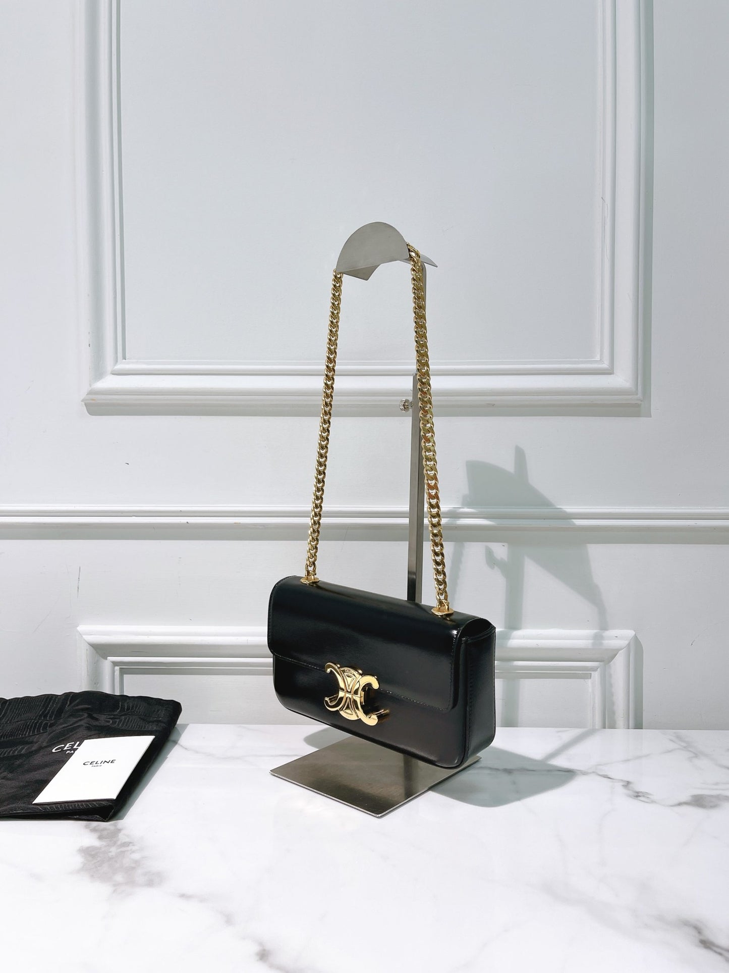 CELINE CHAIN SHOULDER BAG IN CLAUDE