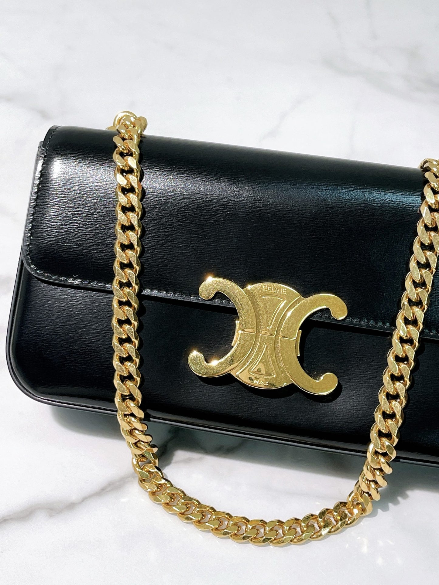 CELINE CHAIN SHOULDER BAG IN CLAUDE