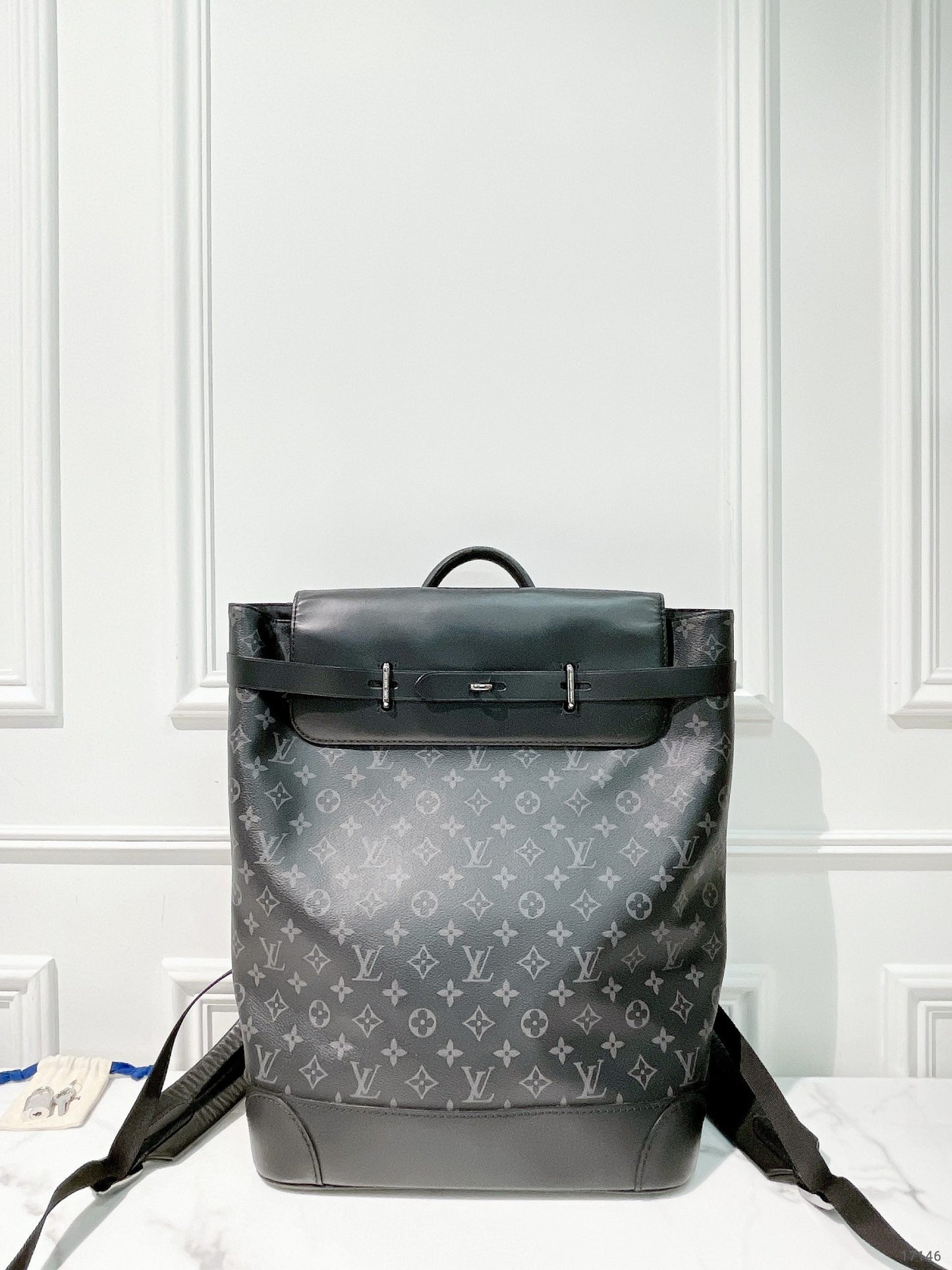 LV STEAMER BACKPACK