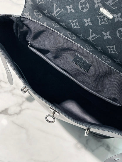 LV STEAMER BACKPACK