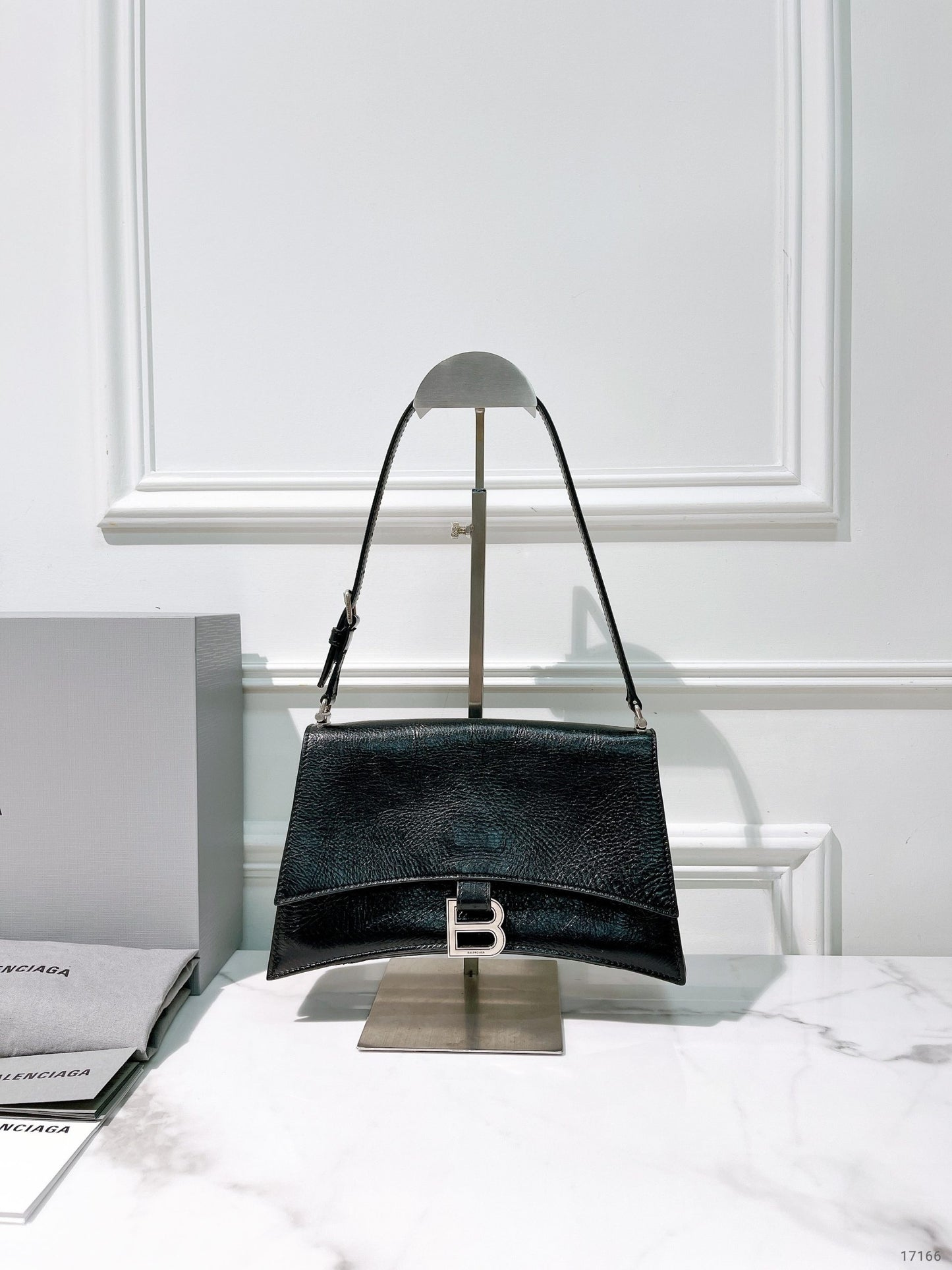 BALENCIAGA CRUSH SMALL, Black/Silver