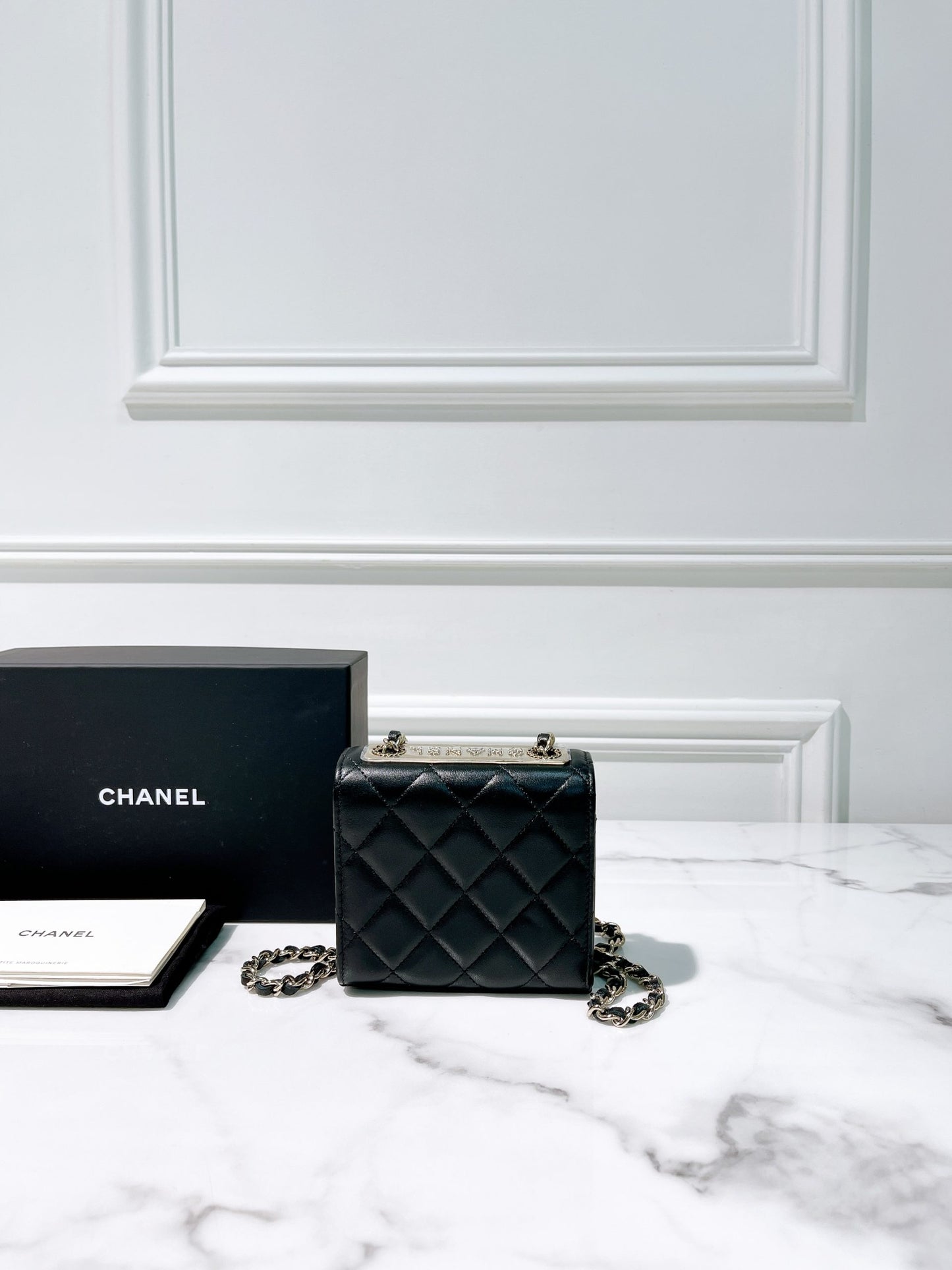 CHANEL TRENDY CC MINI WOC, Black/Gold