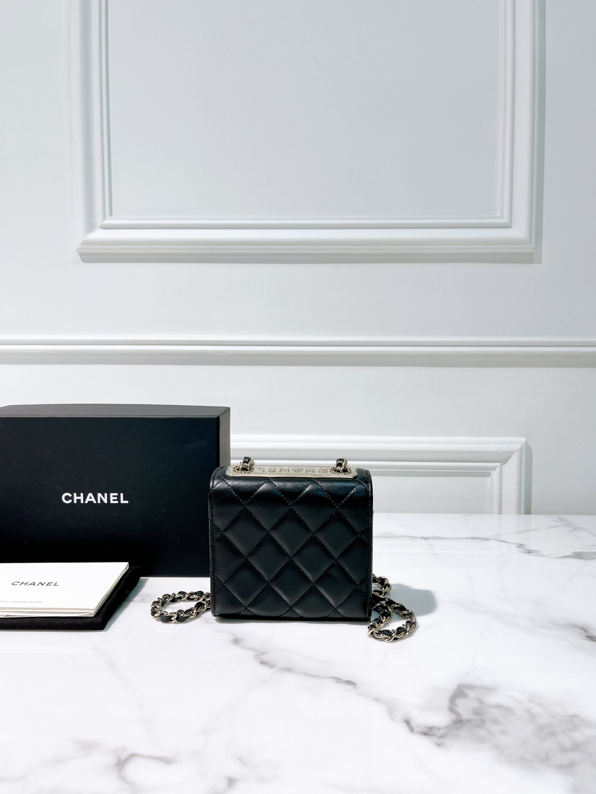 CHANEL TRENDY CC MINI WOC, Black/Gold