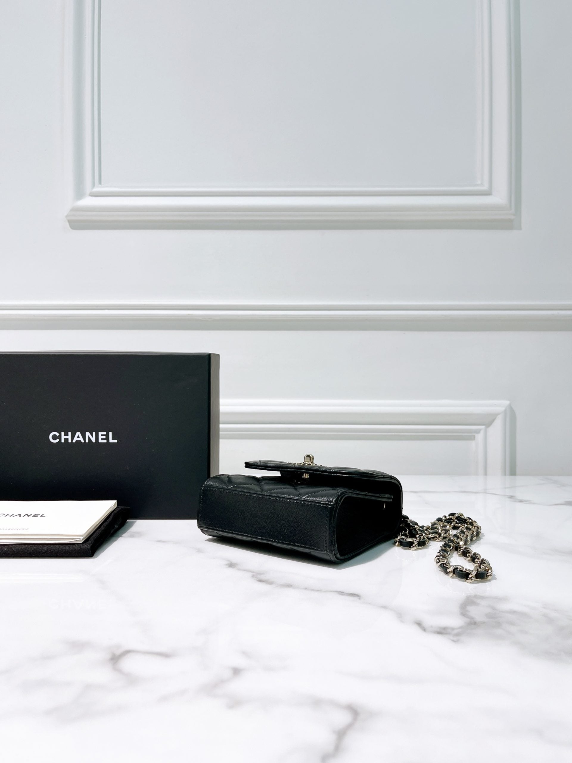 CHANEL TRENDY CC MINI WOC, Black/Gold