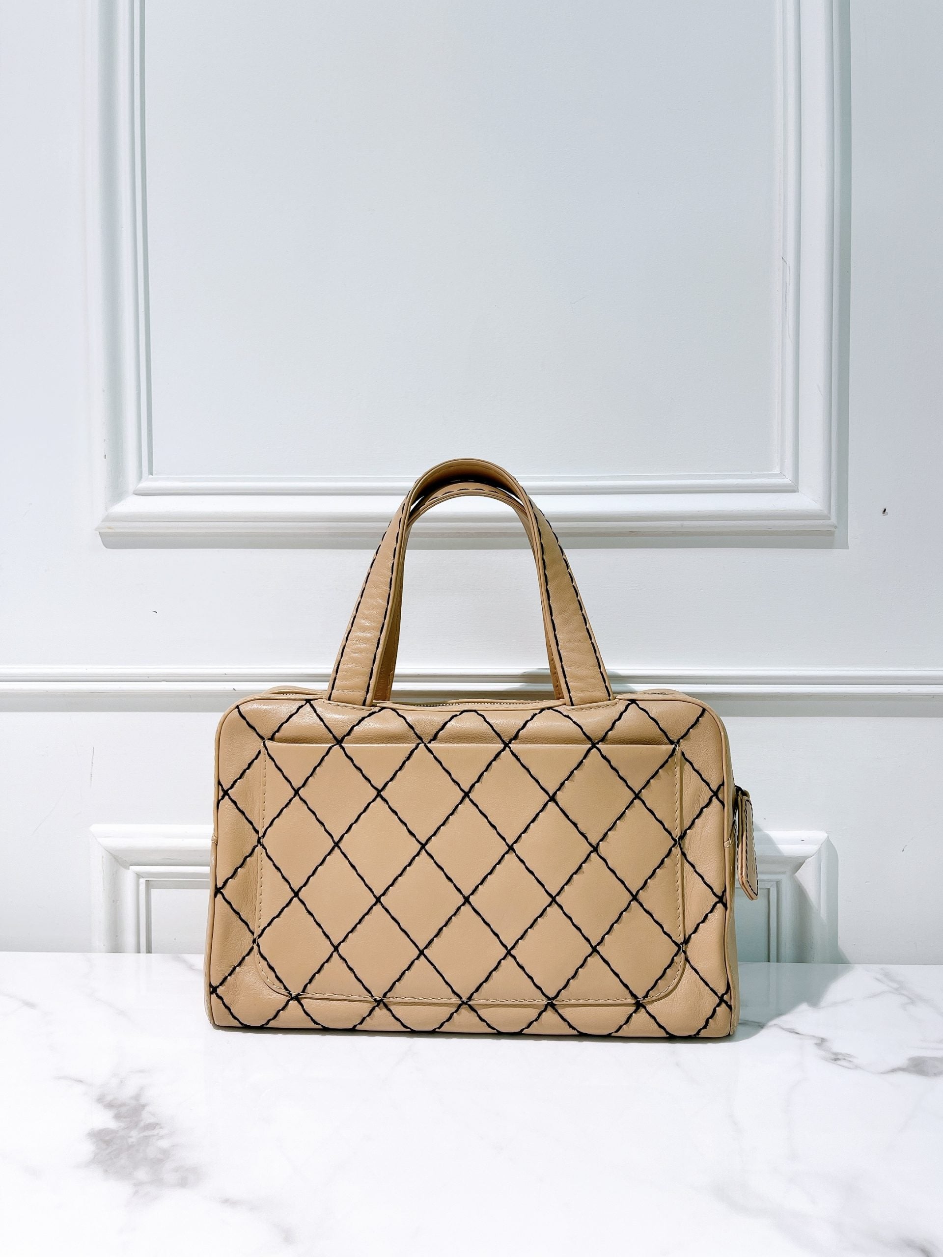 CHANEL VINTAGE HANDBAG, Beige