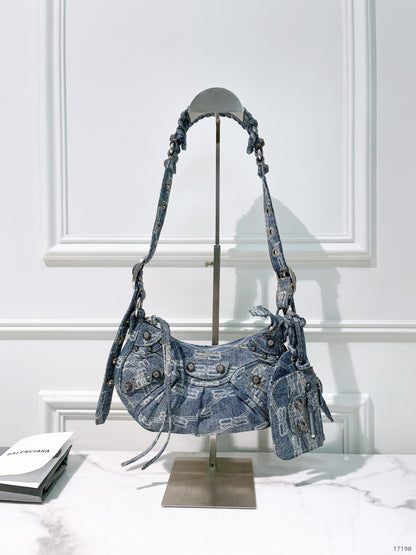 BALENCIAGA LE CAGOLE SHOULDER BAG XS