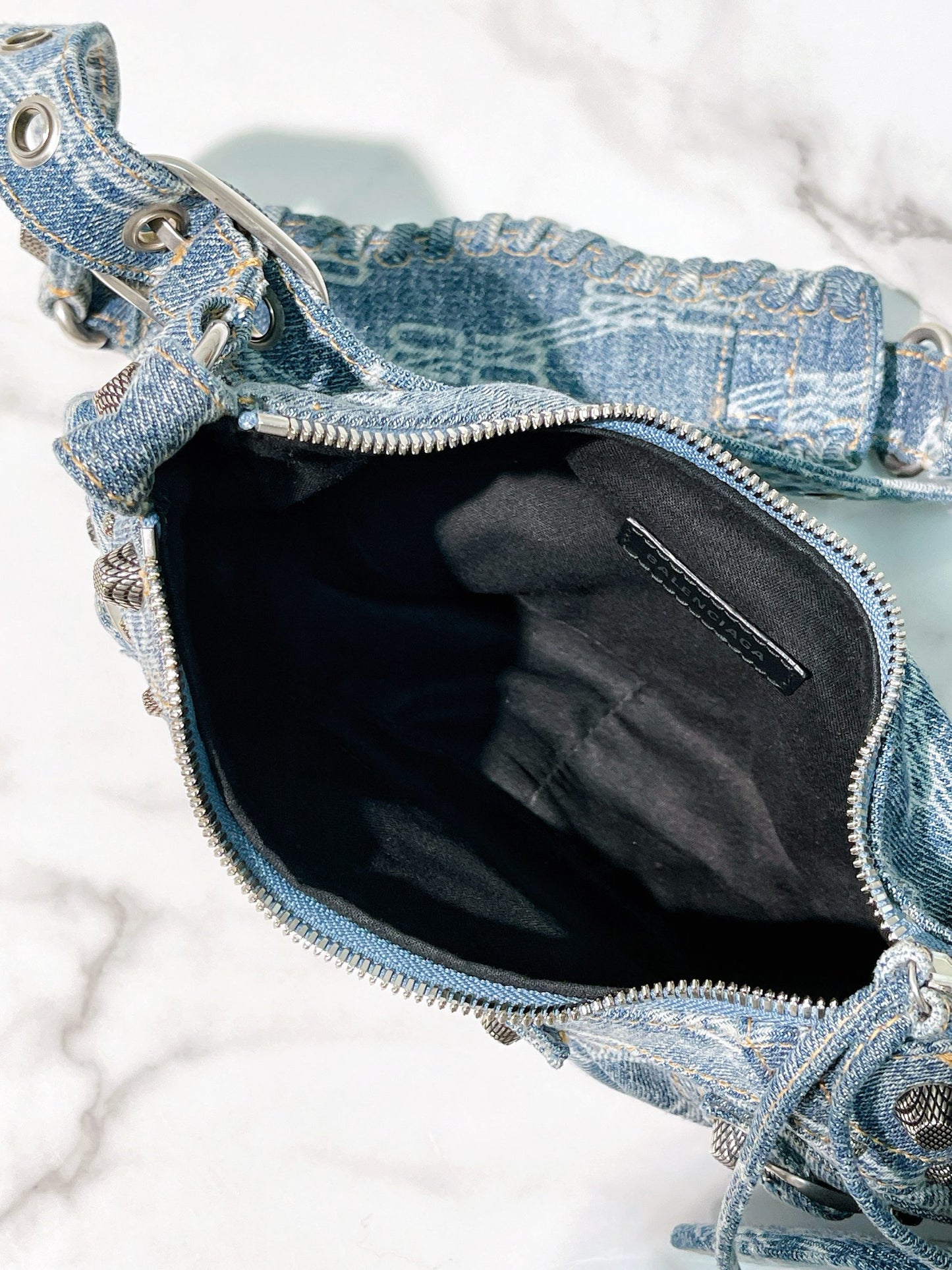 BALENCIAGA LE CAGOLE SHOULDER BAG XS