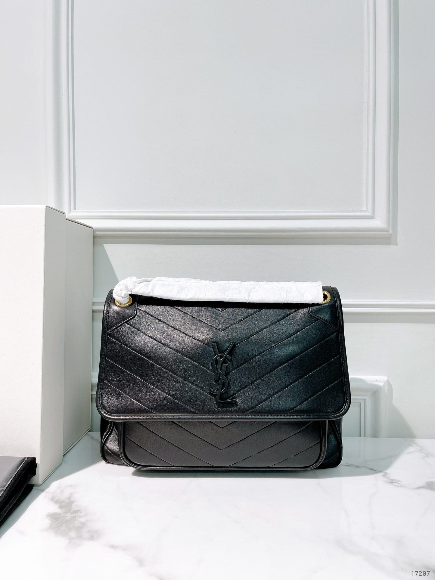 YSL NIKI LARGE, Black/Gold