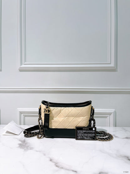 CHANEL GABRIELLE SMALL HOBO, Beige/Black