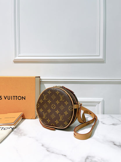 LV BOITE CHAPEAU SOUPLE PM, Monogram