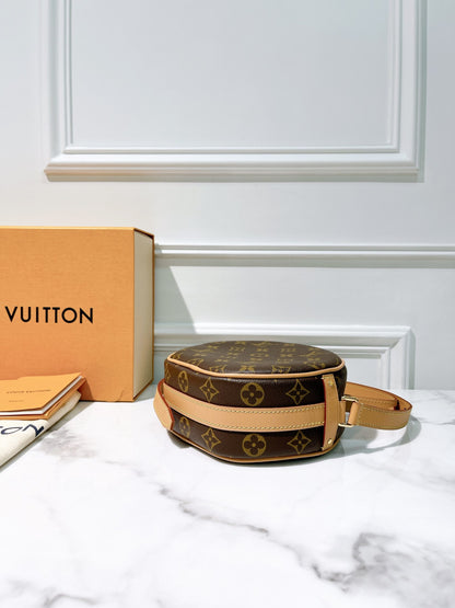 LV BOITE CHAPEAU SOUPLE PM, Monogram