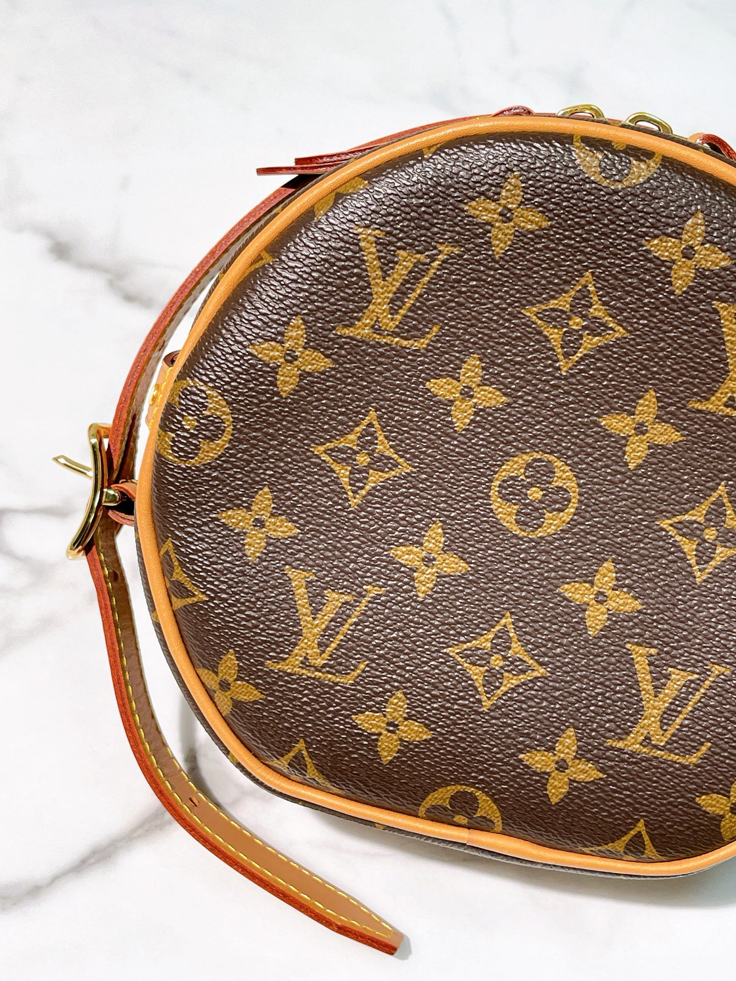 LV BOITE CHAPEAU SOUPLE PM, Monogram