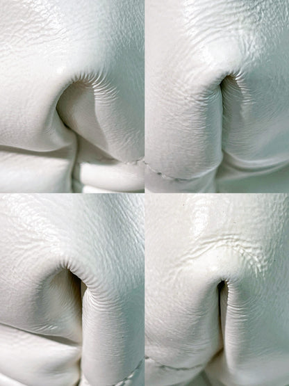 CHANEL 22 BAG MEDIUM, White/Gold