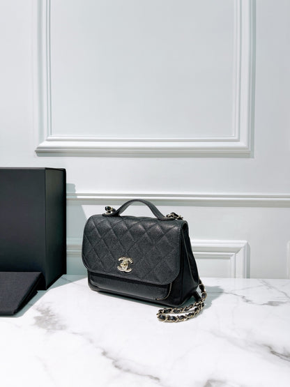 CHANEL AFFINITY MESSENGER BAG, Black/Gold