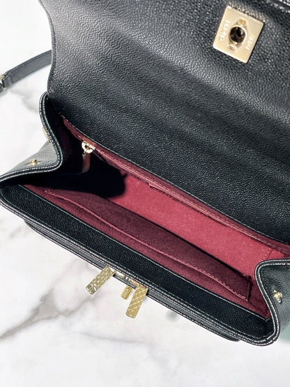 CHANEL AFFINITY MESSENGER BAG, Black/Gold