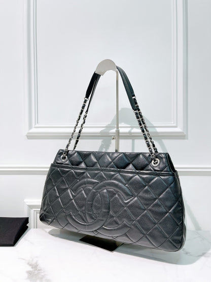 CHANEL TOTE, Black/Silver