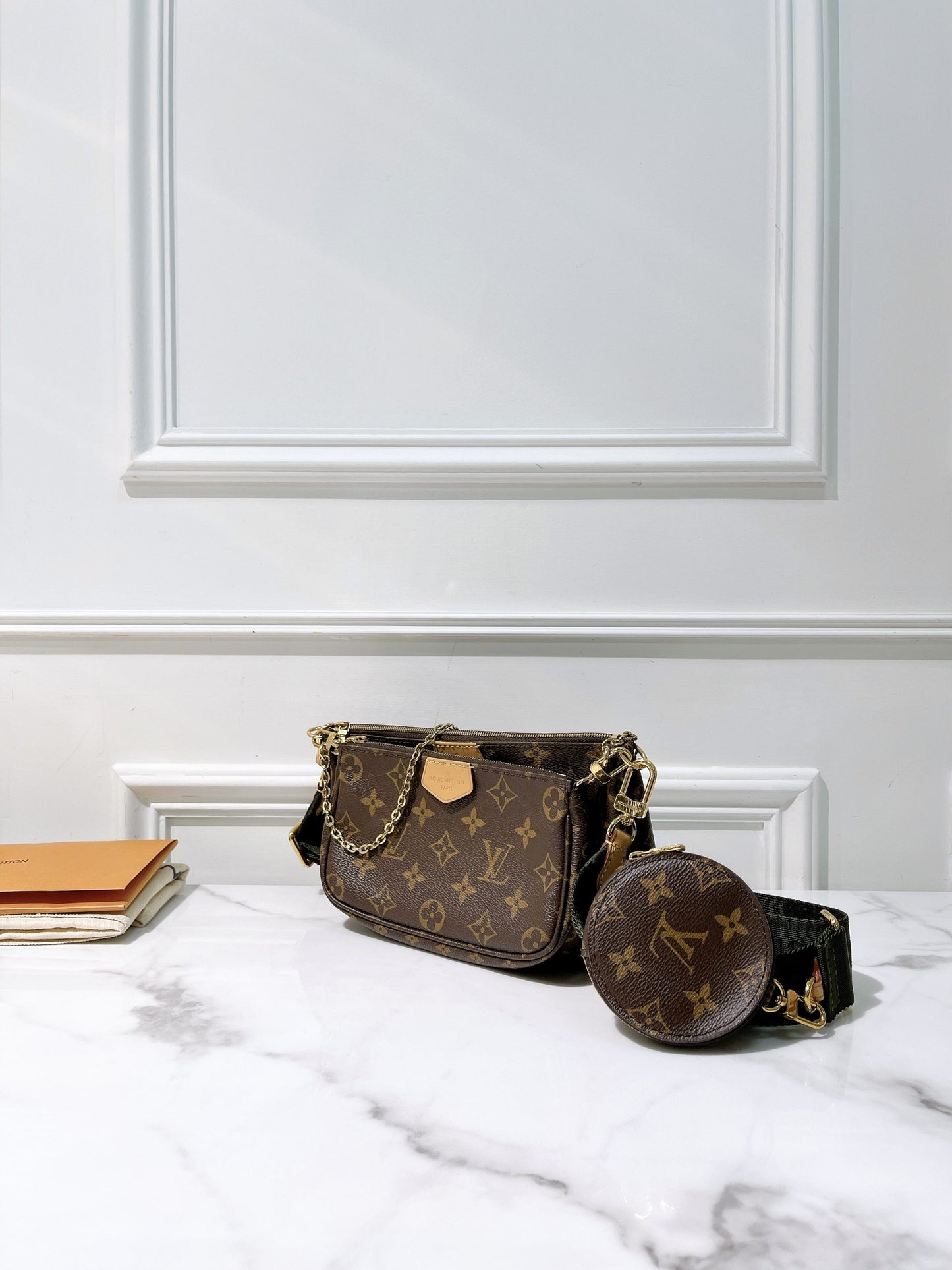 LV MUILTI POCHETTE ACCESSOIRES, Monogram/Khaki