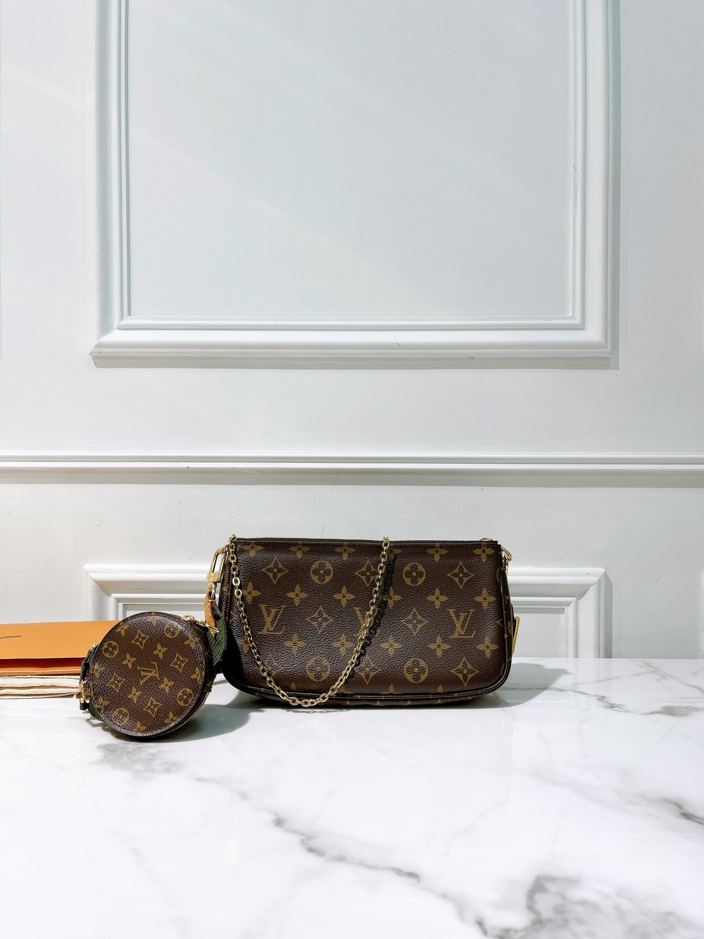 LV MUILTI POCHETTE ACCESSOIRES, Monogram/Khaki