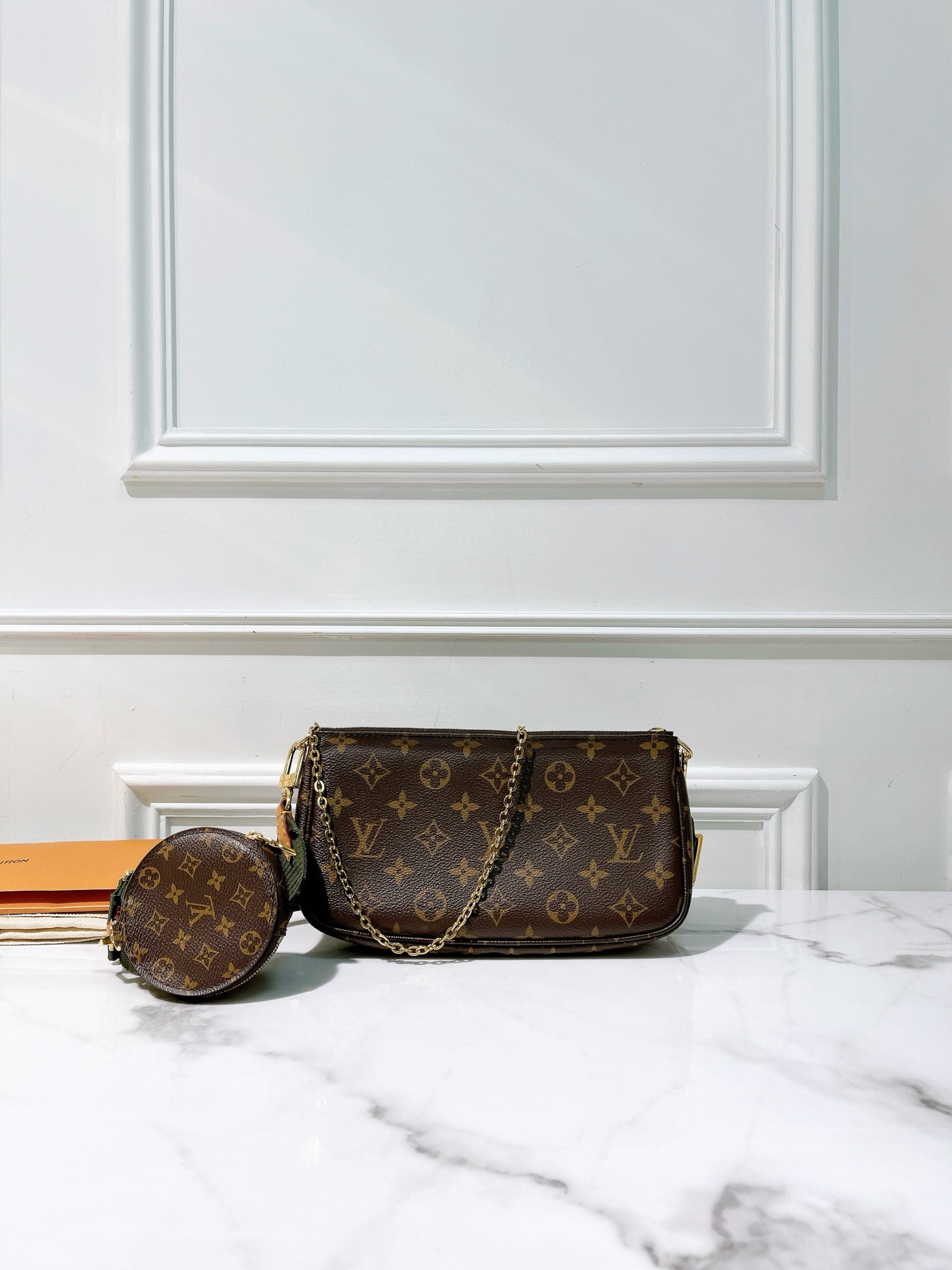 LV MUILTI POCHETTE ACCESSOIRES, Monogram/Khaki