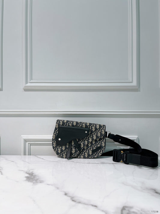 DIOR MINI SADDLE MESSENGER BAG