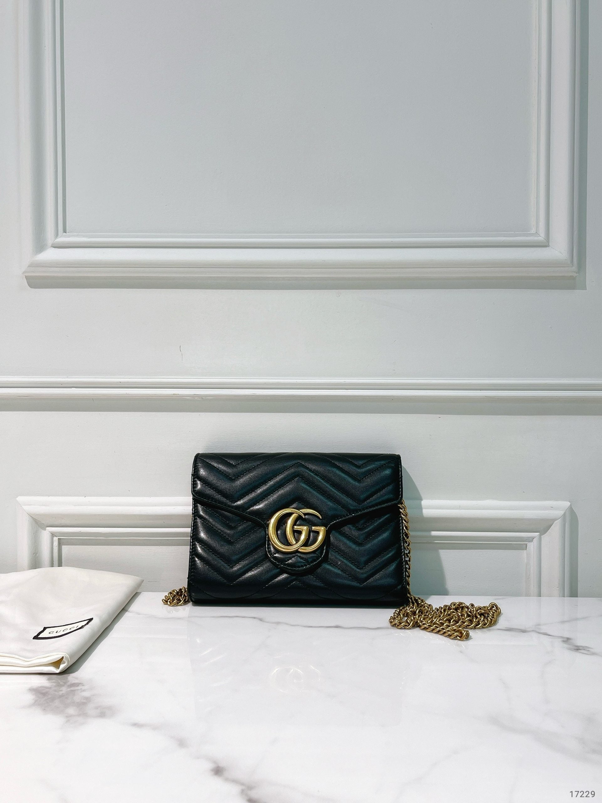 GUCCI MARMONT WOC, Black/Gold
