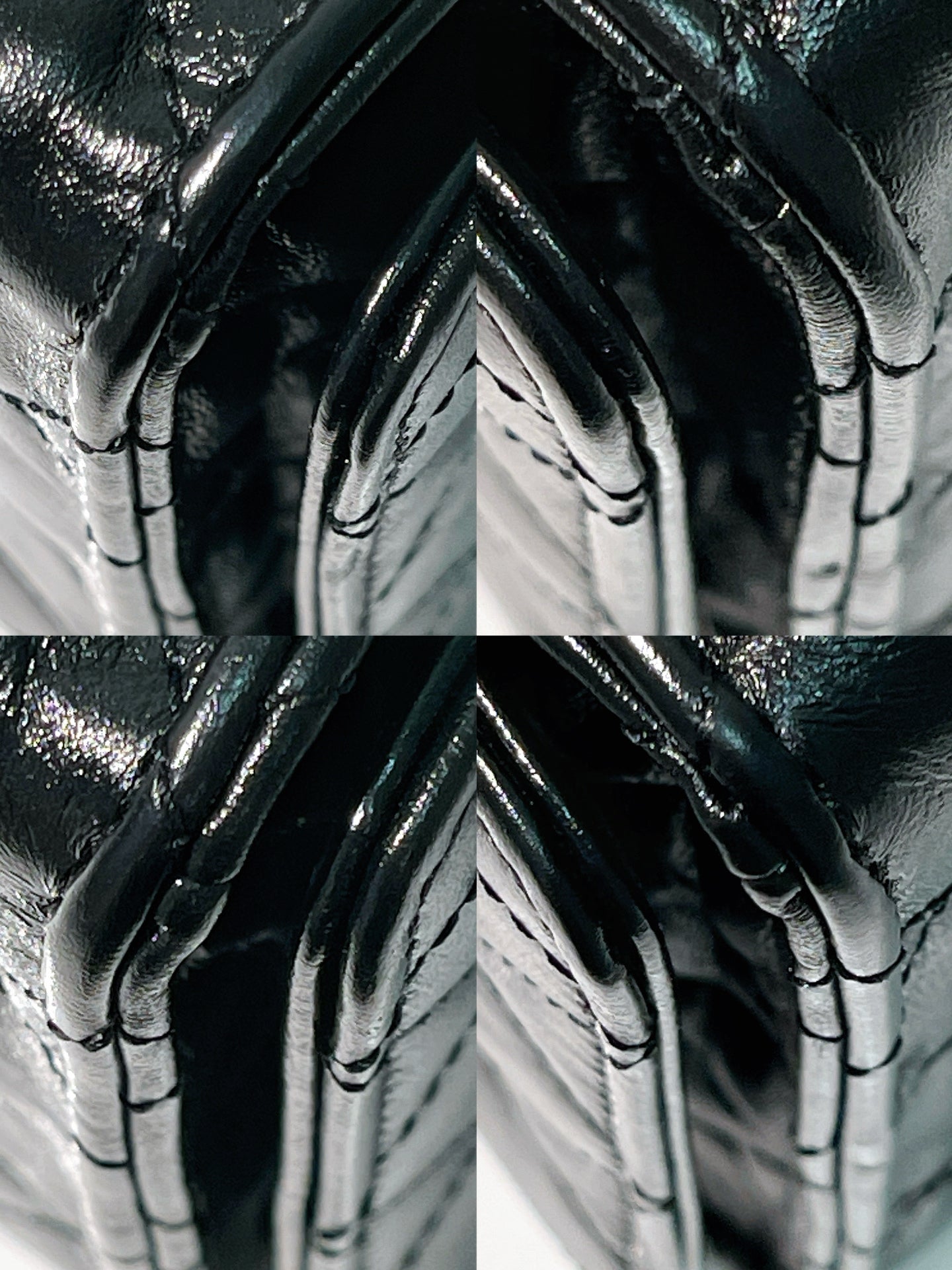 CHANEL SMALL 25 BAG, Black/Gold