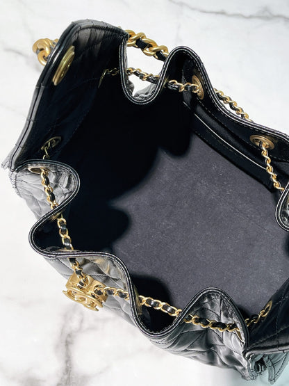 CHANEL SMALL 25 BAG, Black/Gold