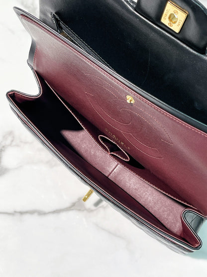 CHANL JUMBO CLASSIC FLAP, Black/Gold