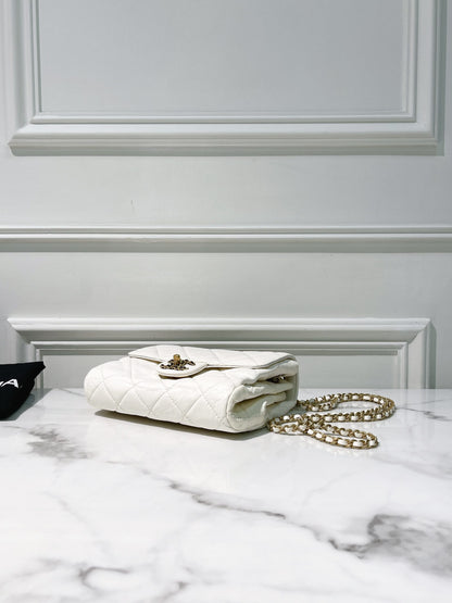 CHANEL 22C MINI SQUARE, White/Gold