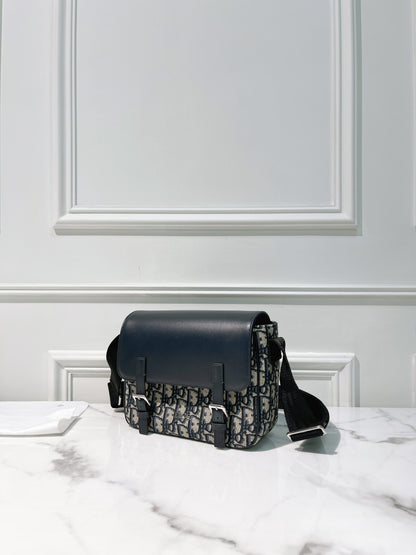 DIOR KIDS’ MESSENGER BAG