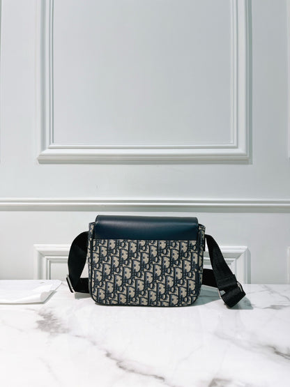 DIOR KIDS’ MESSENGER BAG