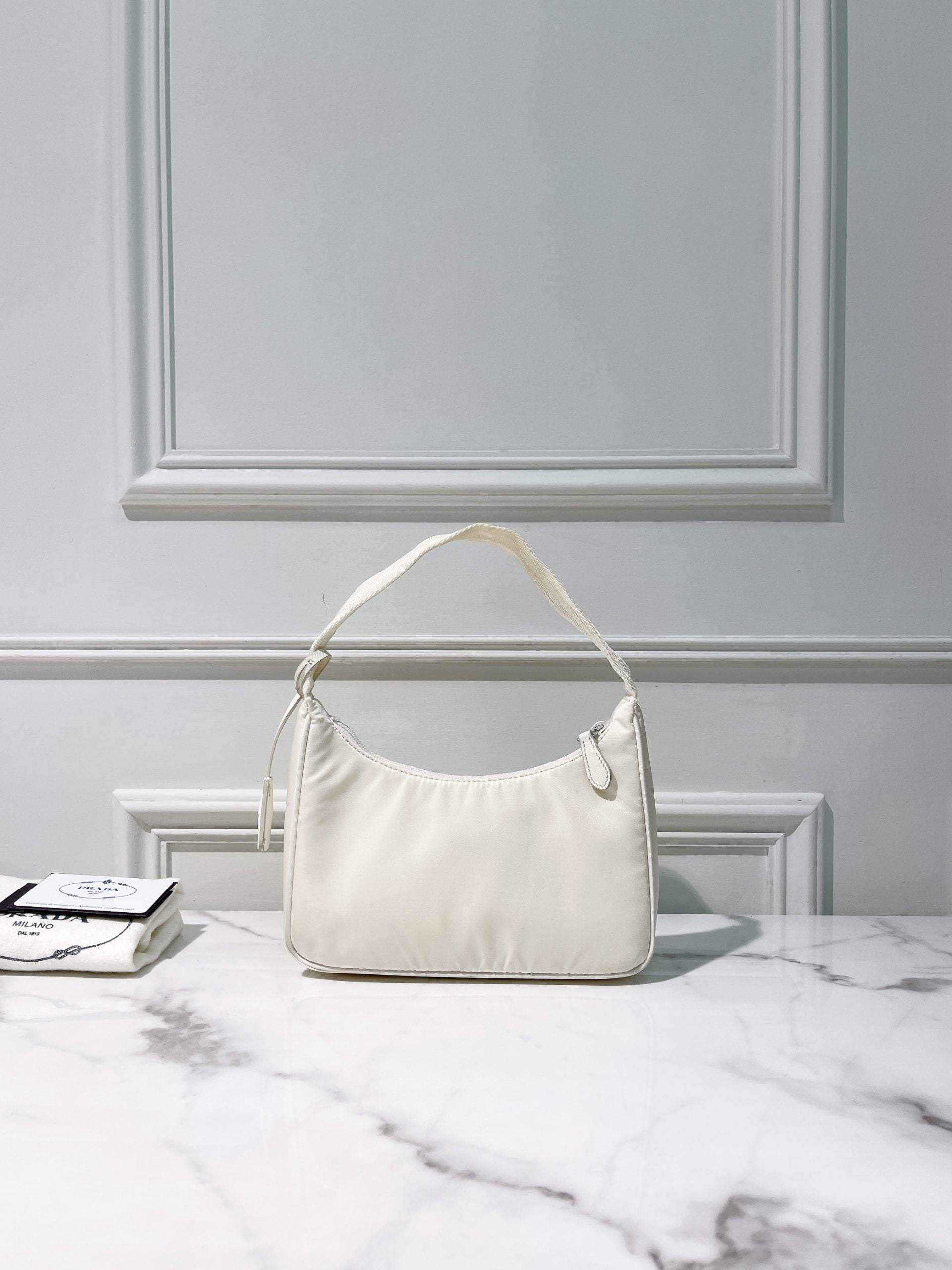 PRADA RE-EDITON 2000 HOBO, White/Silver