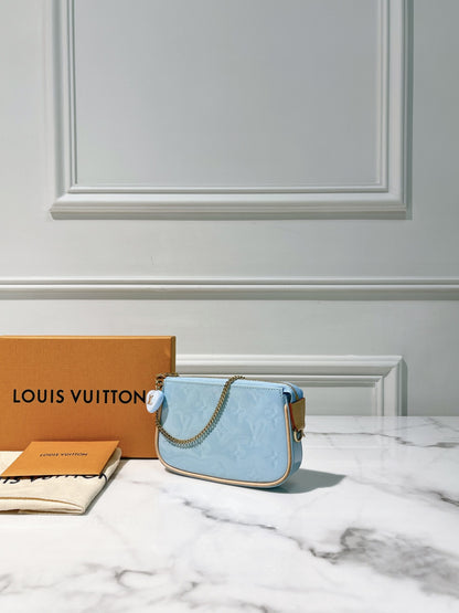 LV VALENTINES MINI POCHETTE, Blue/Gold