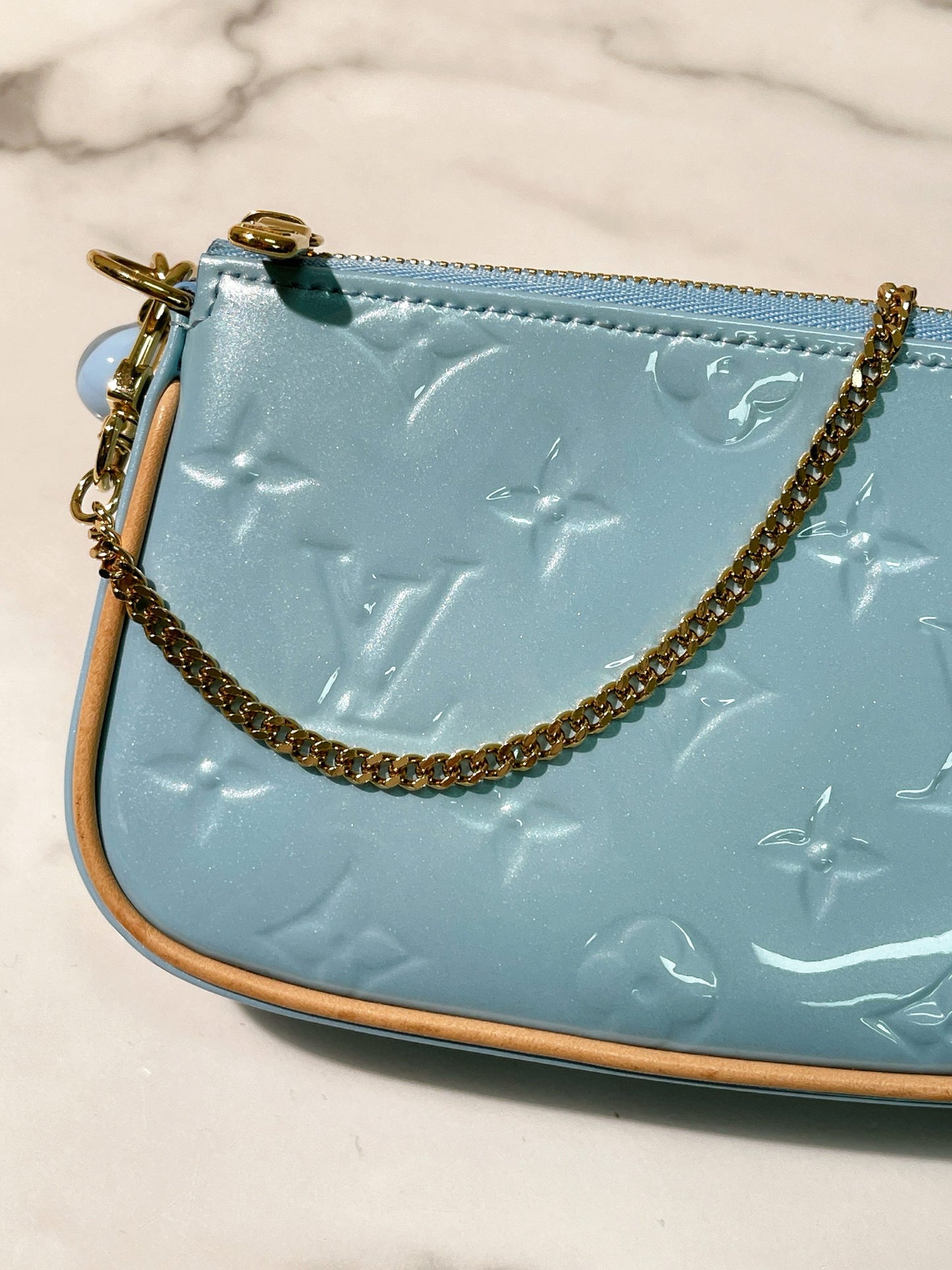 LV VALENTINES MINI POCHETTE, Blue/Gold