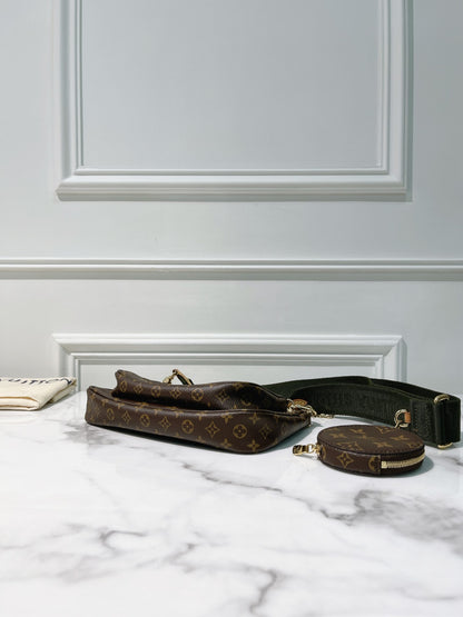 LV MULTI POCHETTE ACCESSOIRES, Monogram