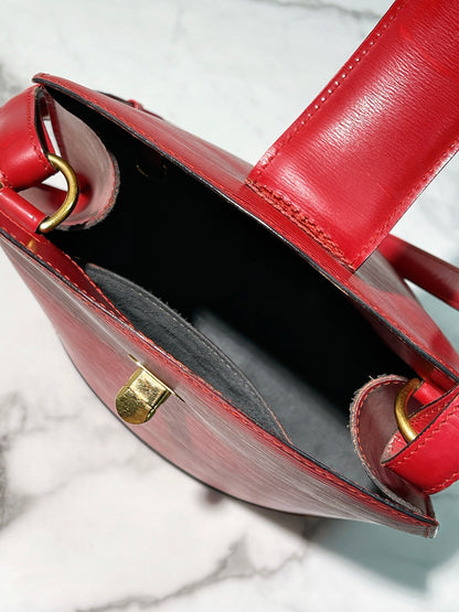 LV VINTAGE CLUNY BUCKET BAG