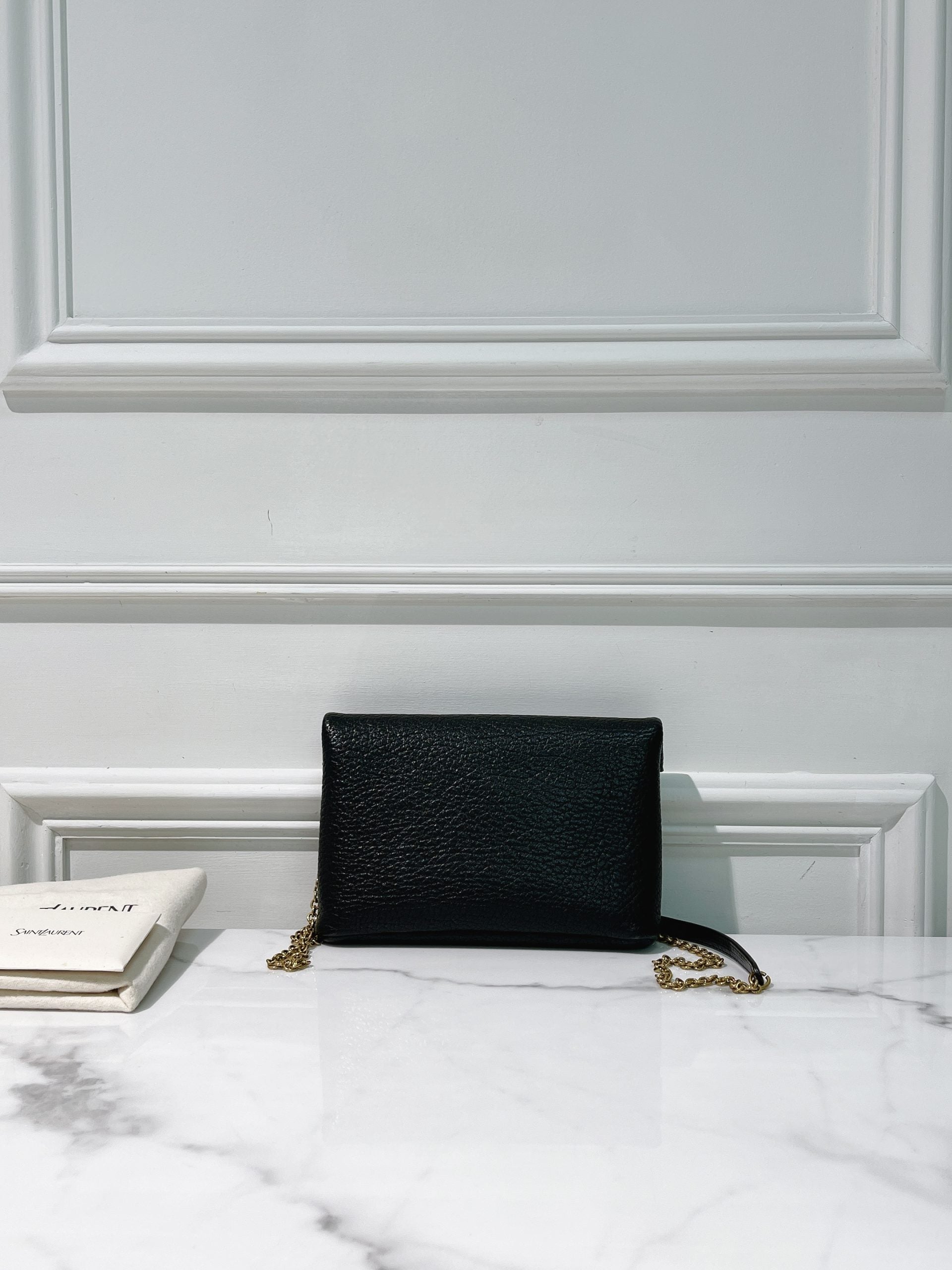 YSL CASSANDRE CHAIN POUCH, Black/Gold