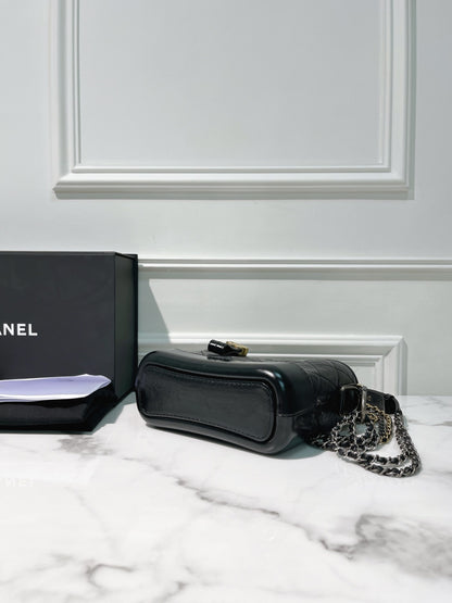 CHANEL GABRIELLE SMALL HOBO, Black/Gold