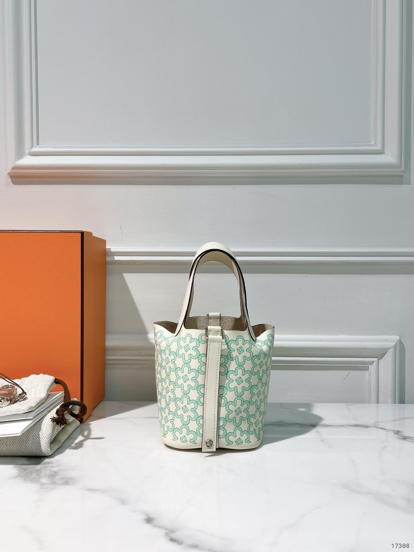 HERMES PICOTIN LOCK MICRO, Nata/Silver