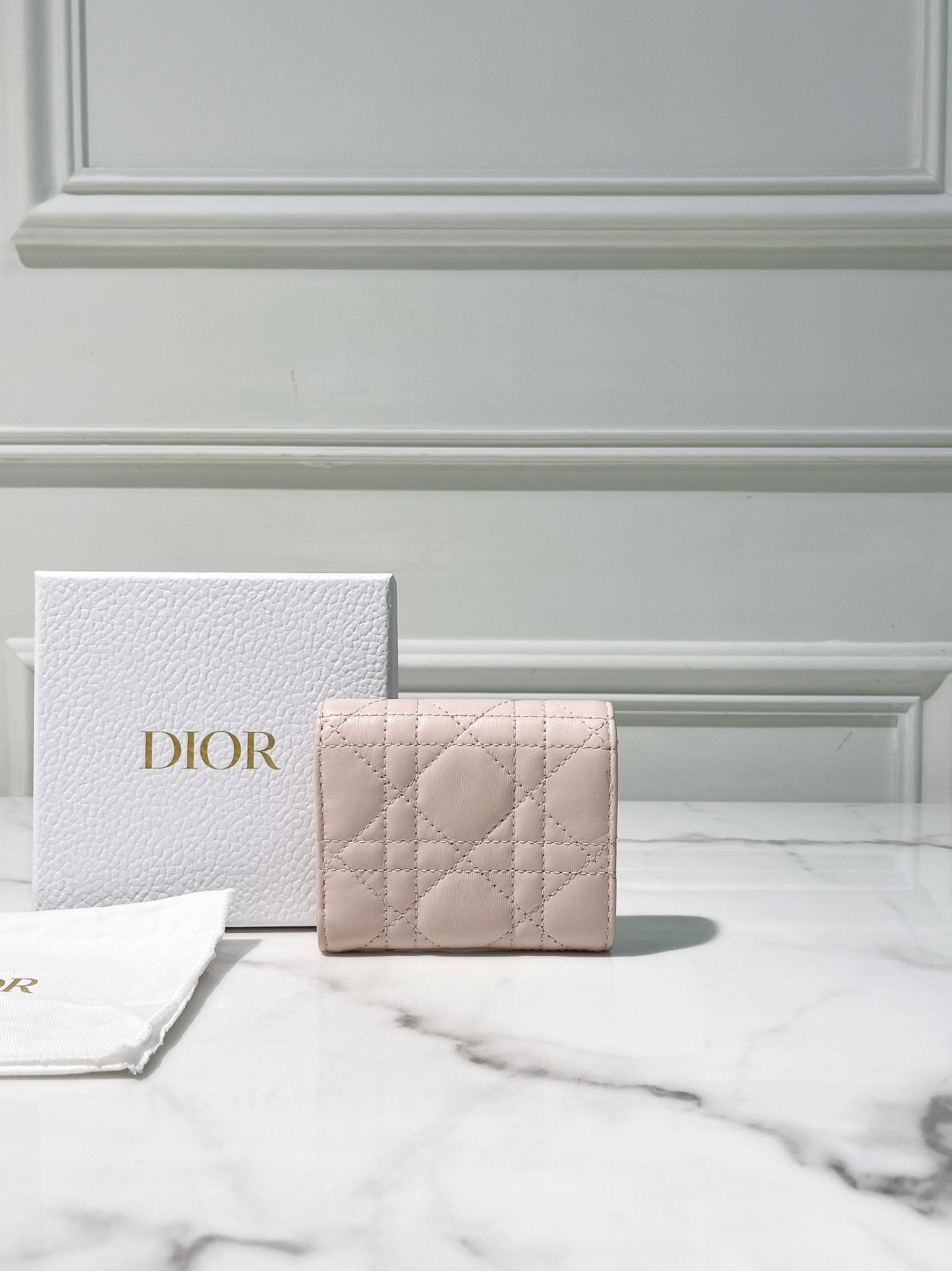 DIOR JOLIE HIBISCUS WALLET, Pink/Gold