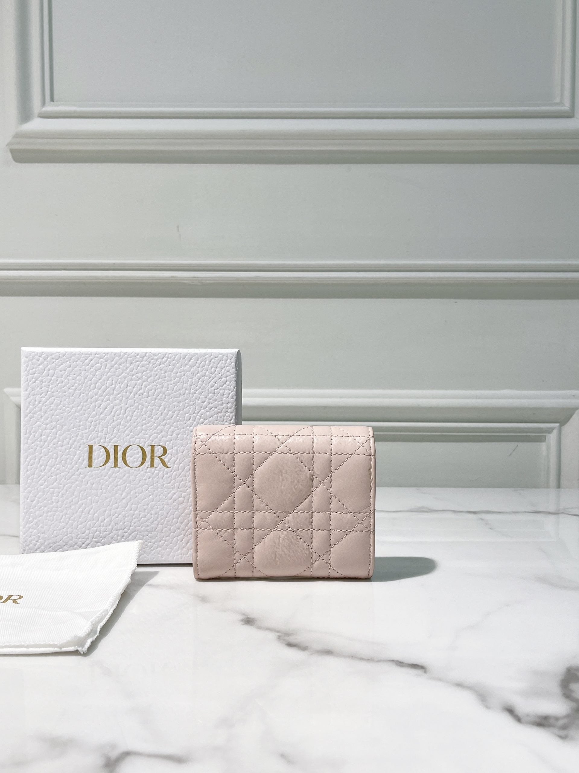 DIOR JOLIE HIBISCUS WALLET, Pink/Gold