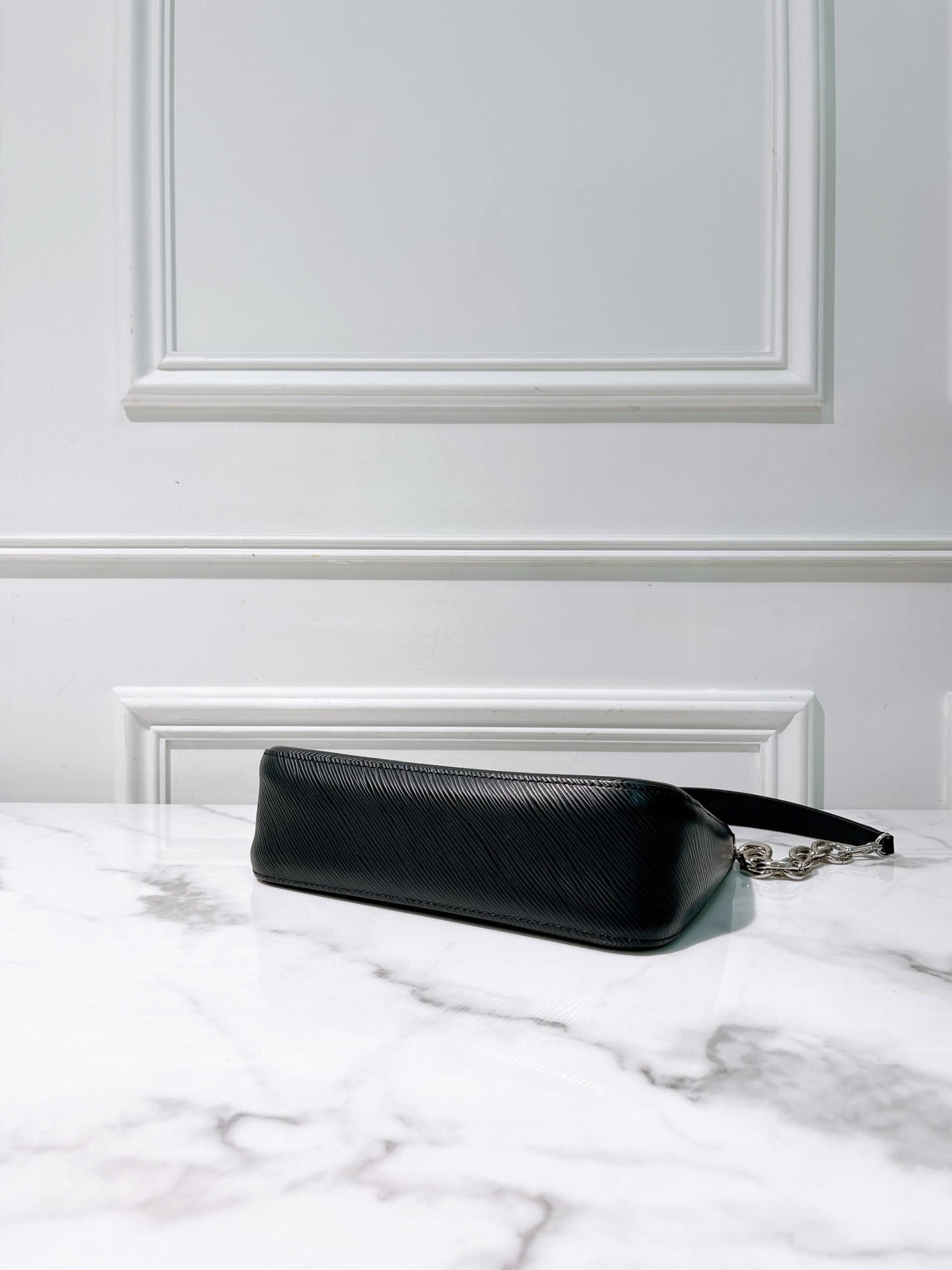 LV MARELLE, Black/Silver