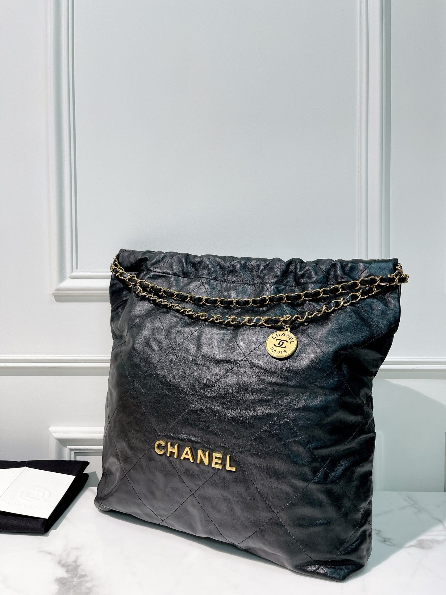 CHANEL LARGE 22 BAG, Black/Gold