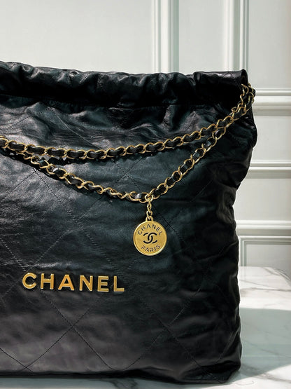 CHANEL LARGE 22 BAG, Black/Gold