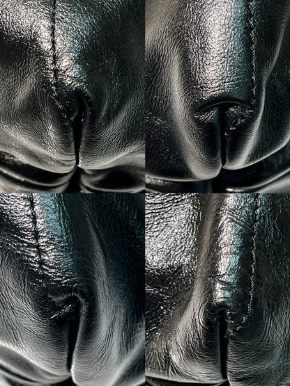 CHANEL LARGE 22 BAG, Black/Gold